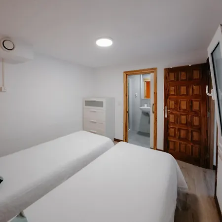 Casa Con Jardin Familias Y Grupos Διαμέρισμα *